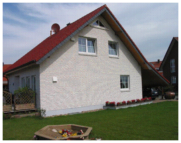 DieAußenwände wurden mit 24cm Poroton , 10 cmWärmedämmung und Klinker